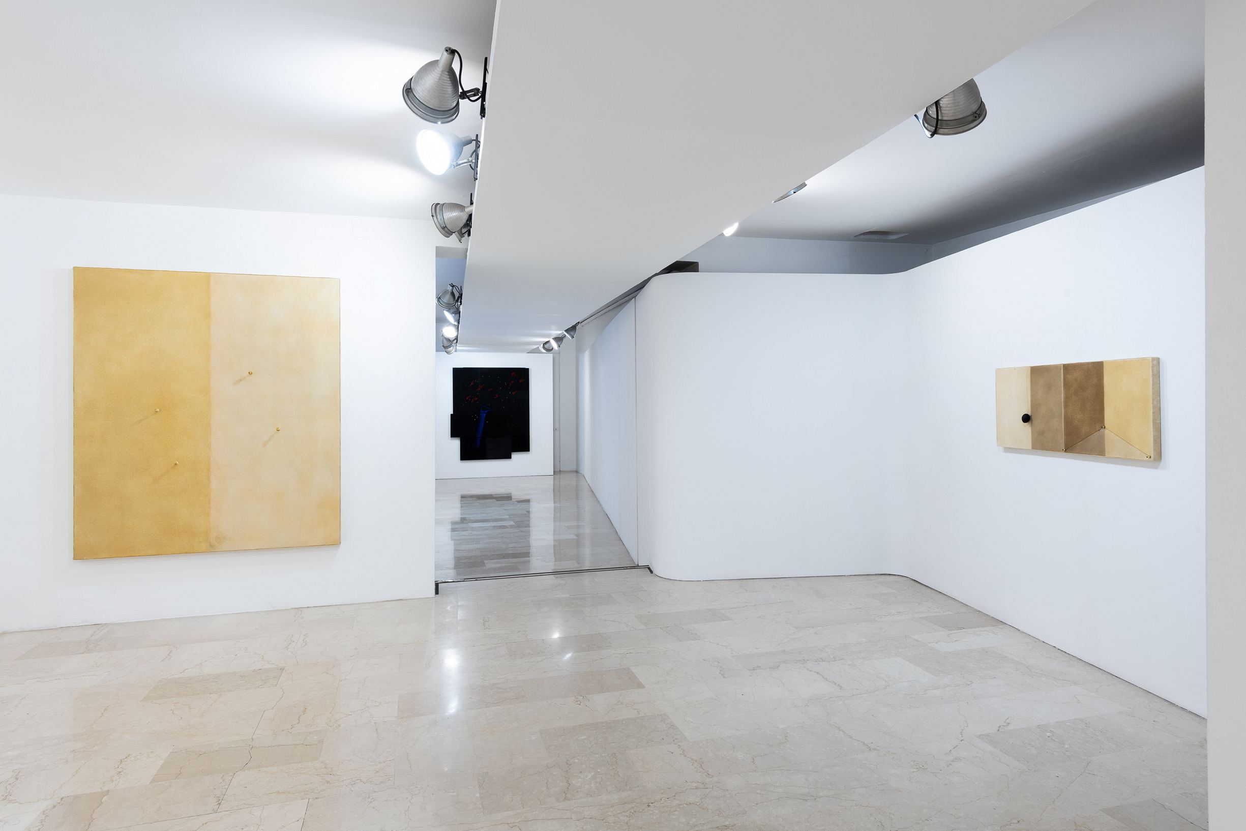 Pier Paolo Calzolari | La terre est bleue comme une orange